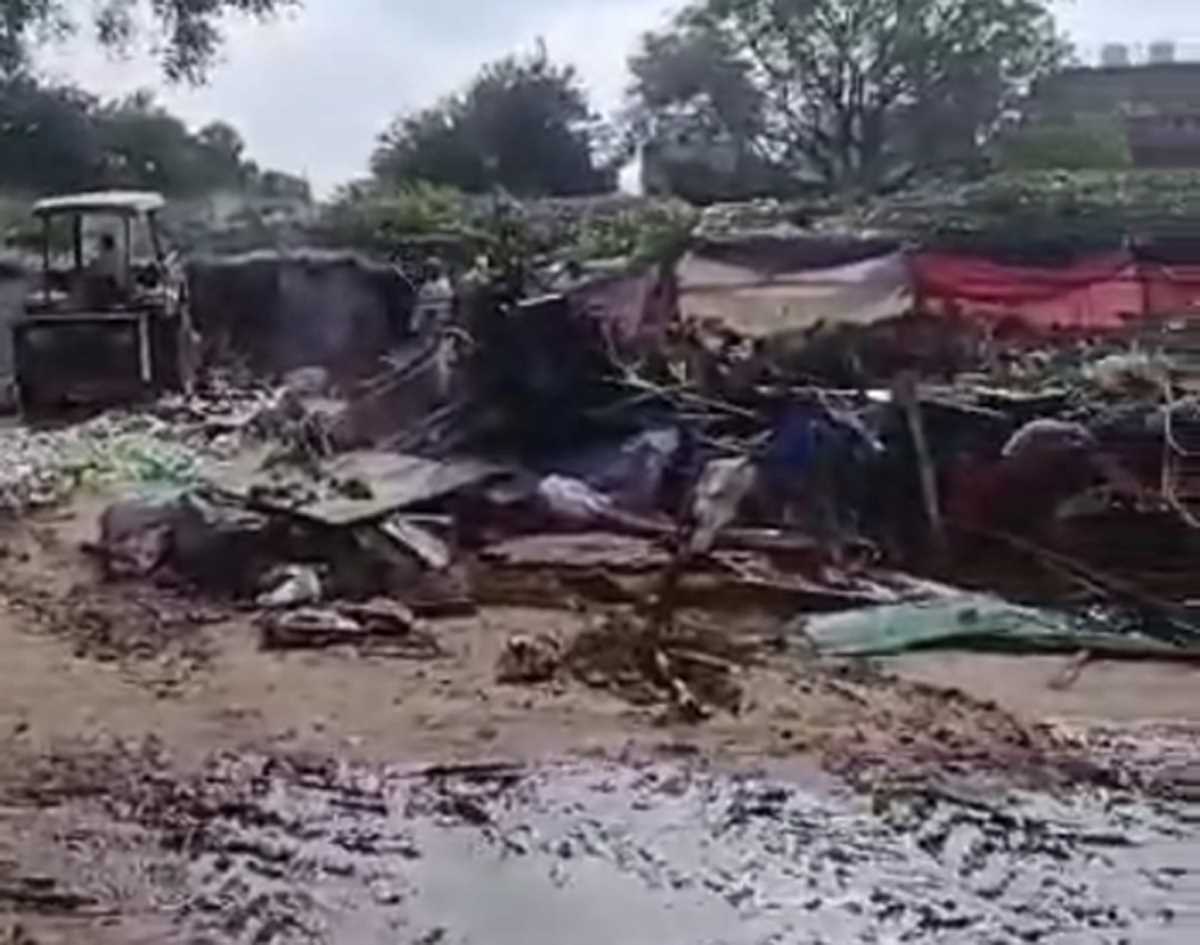 नूंह हिंसा : रहने के लिए कोई जगह नहीं, प्रवासी बड़ी संख्या में अपने मूल स्थान पर लौट रहे